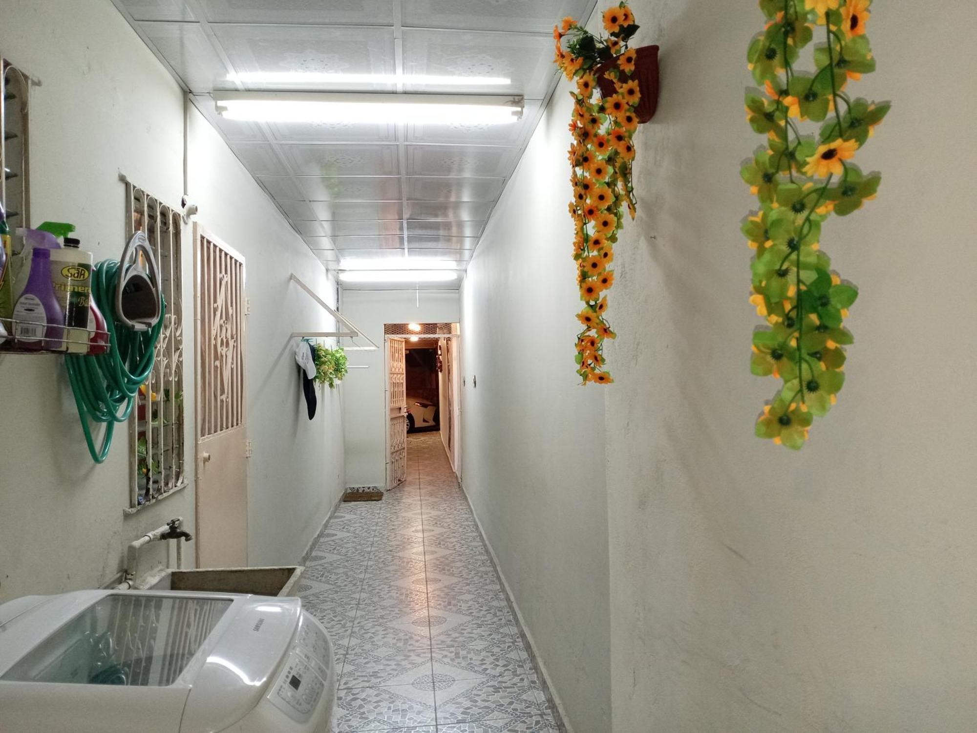 Apartment Lilia House 15 Minutos Aeropuerto